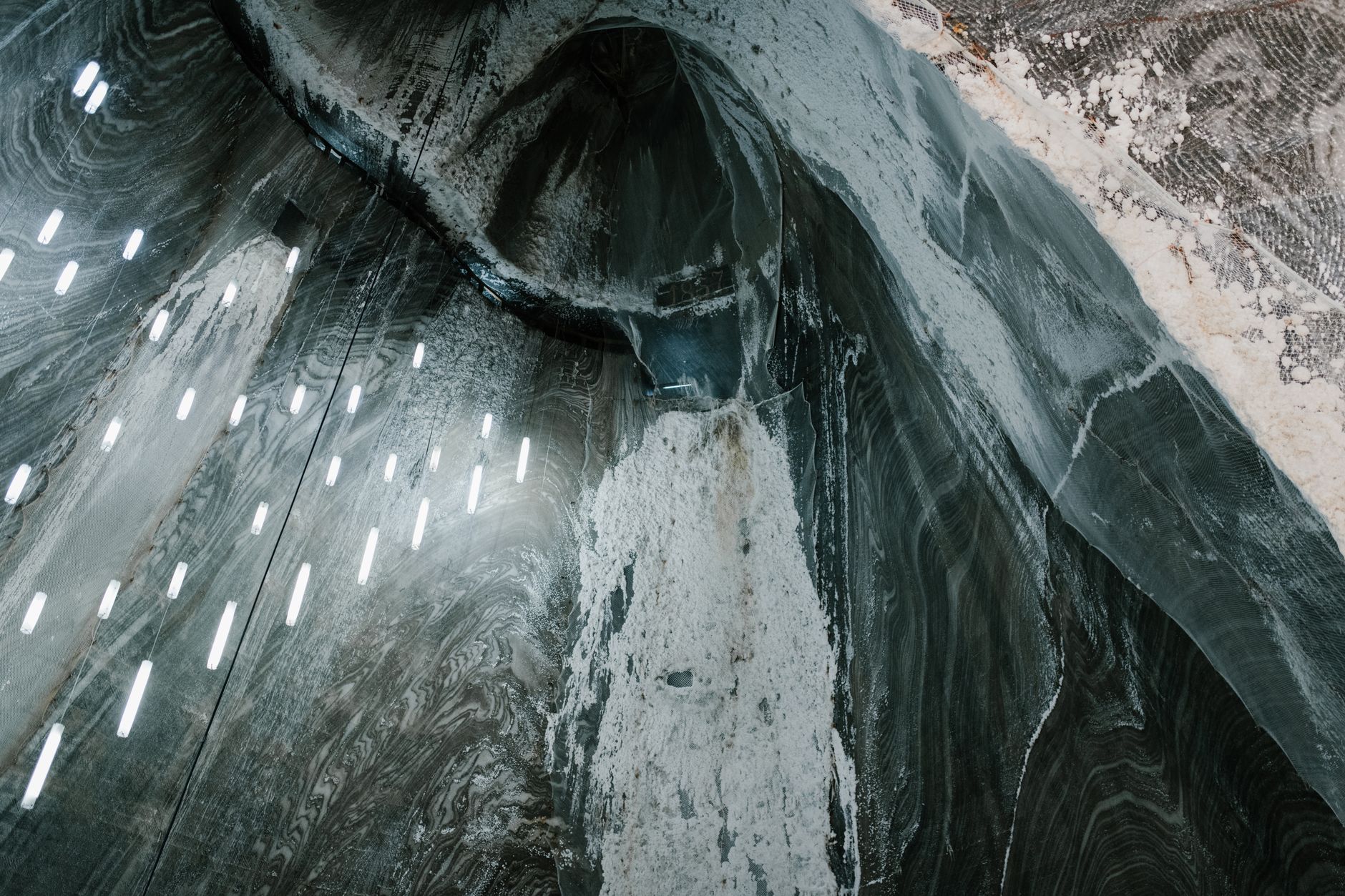 Pompage inondation cave équipe à Clermont-Ferrand
